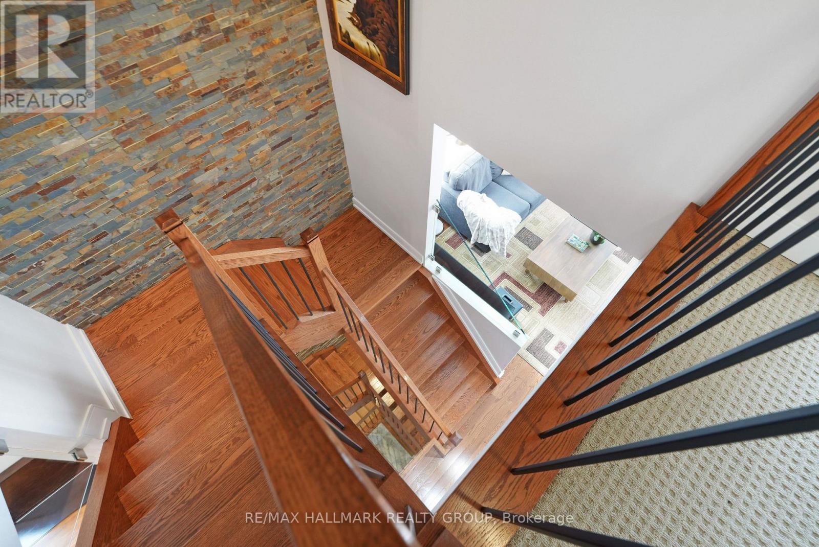 1111 North River Road