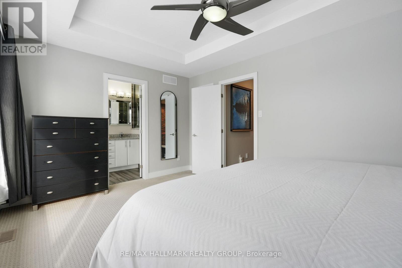 1111 North River Road