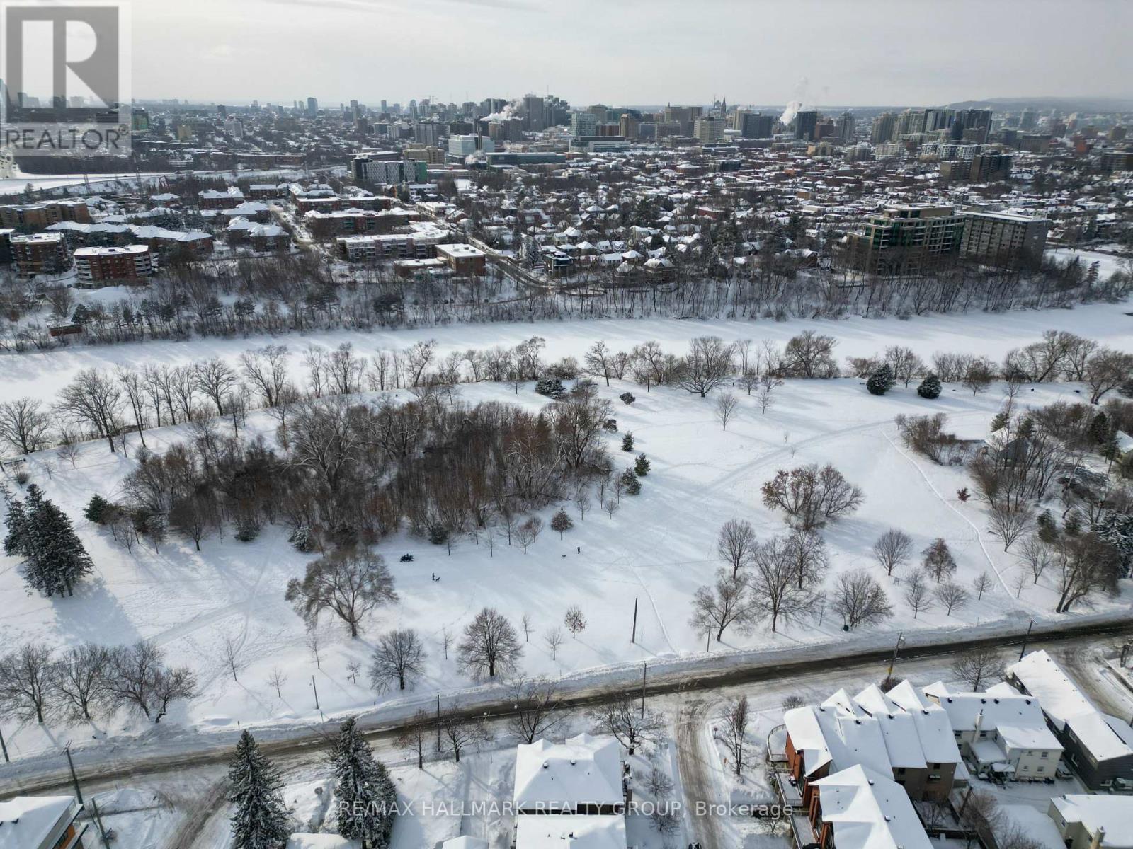 1111 North River Road