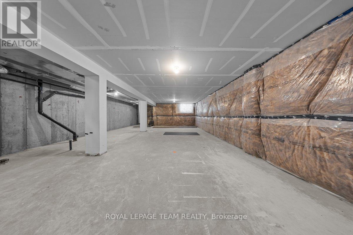 915 Nautilus Private