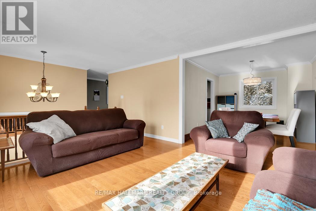 79 Bourdeau Crescent