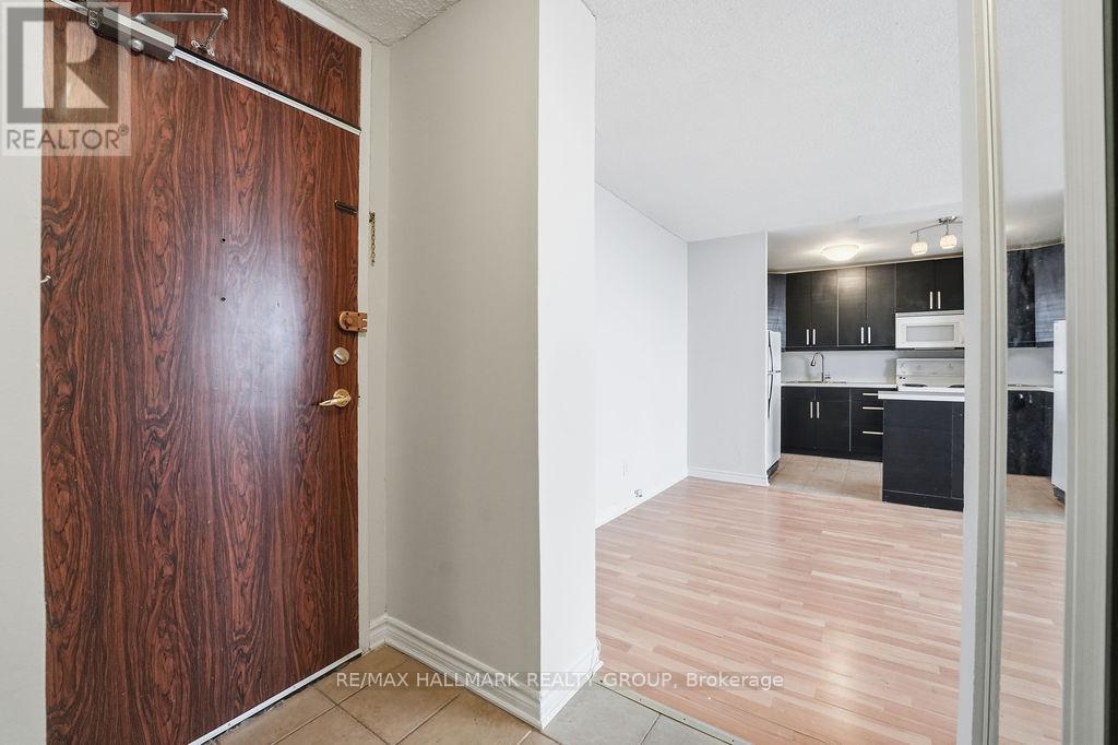 805 - 2020 Jasmine Crescent