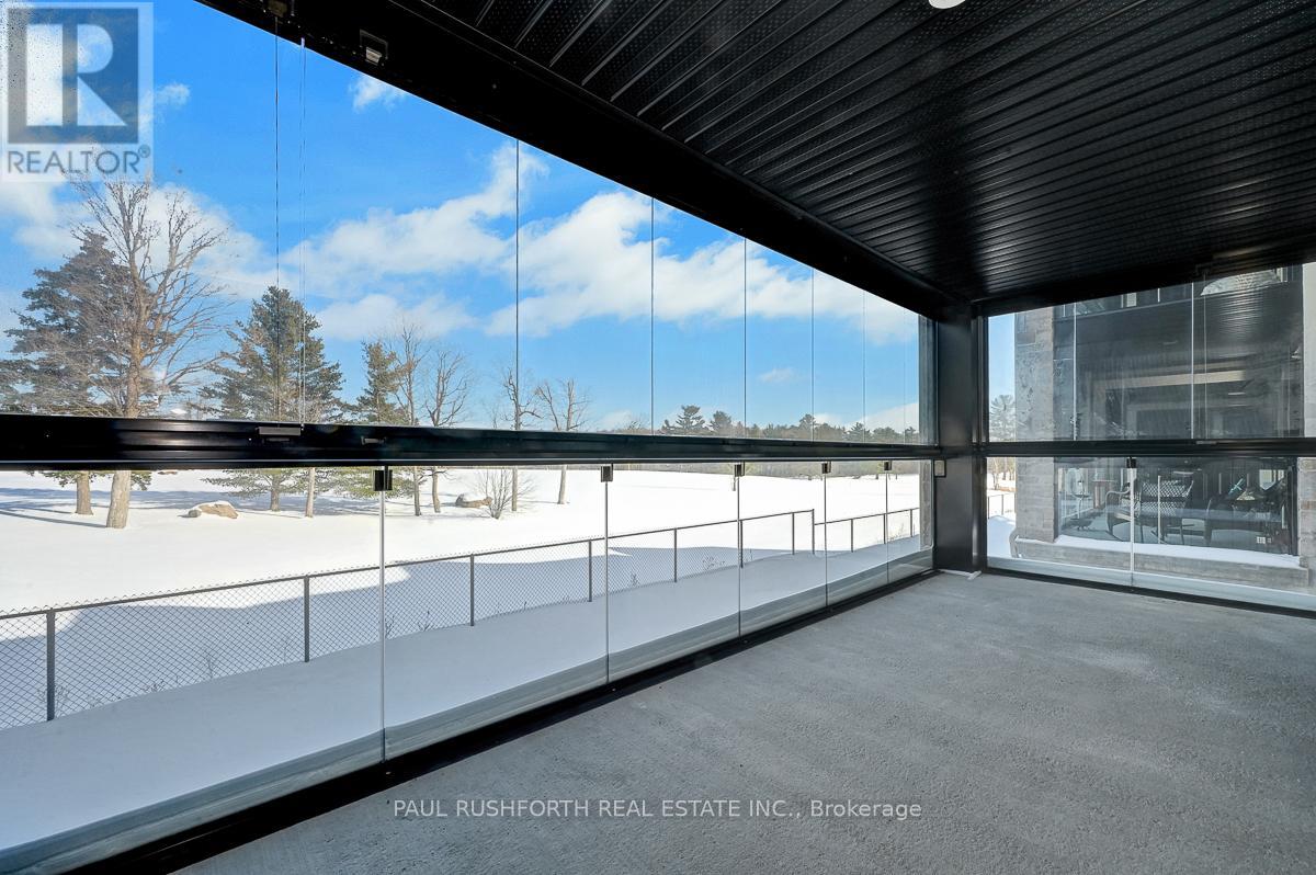 208 - 310 Montee Outaouais Street