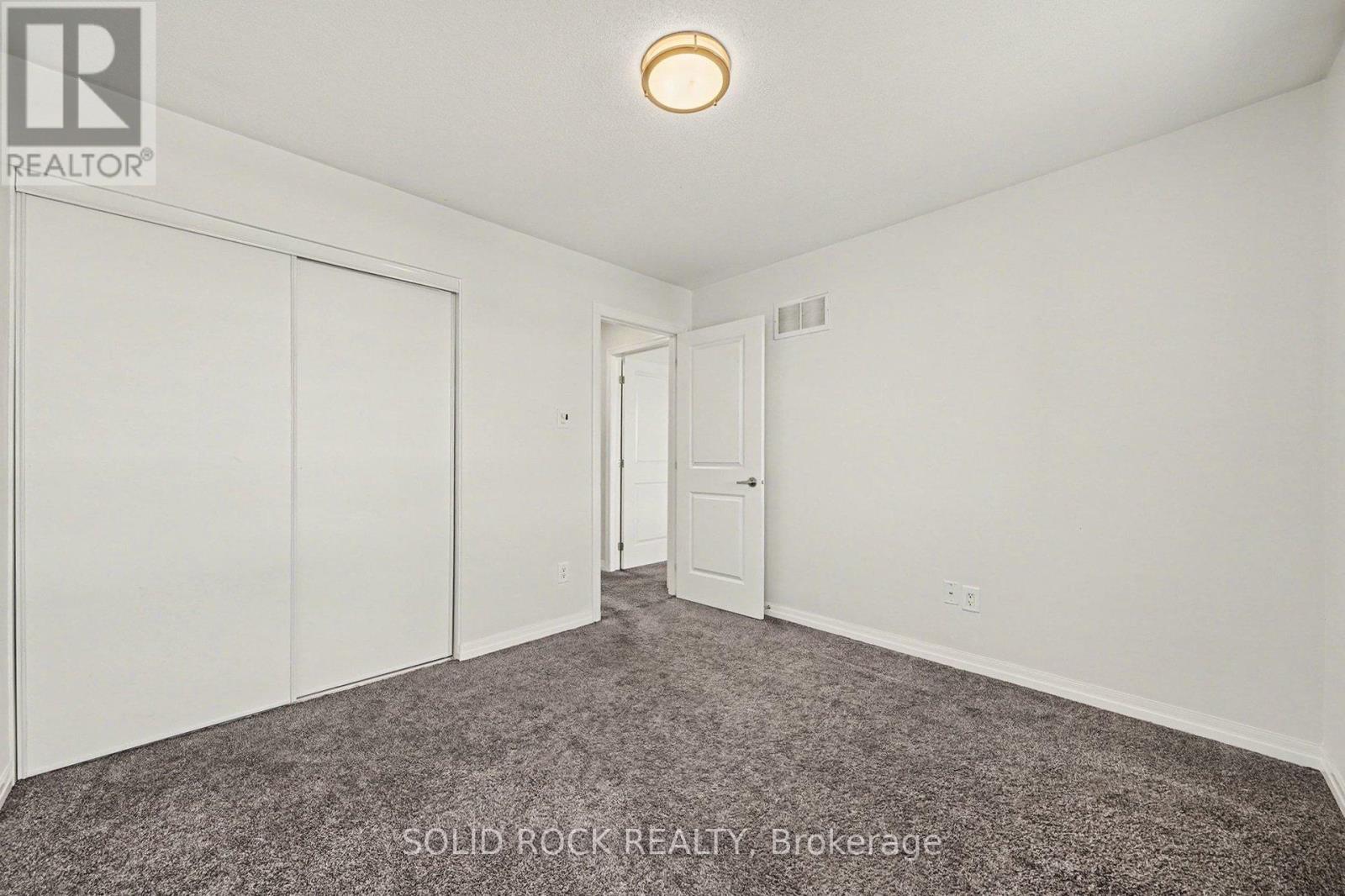 407 White Arctic Avenue