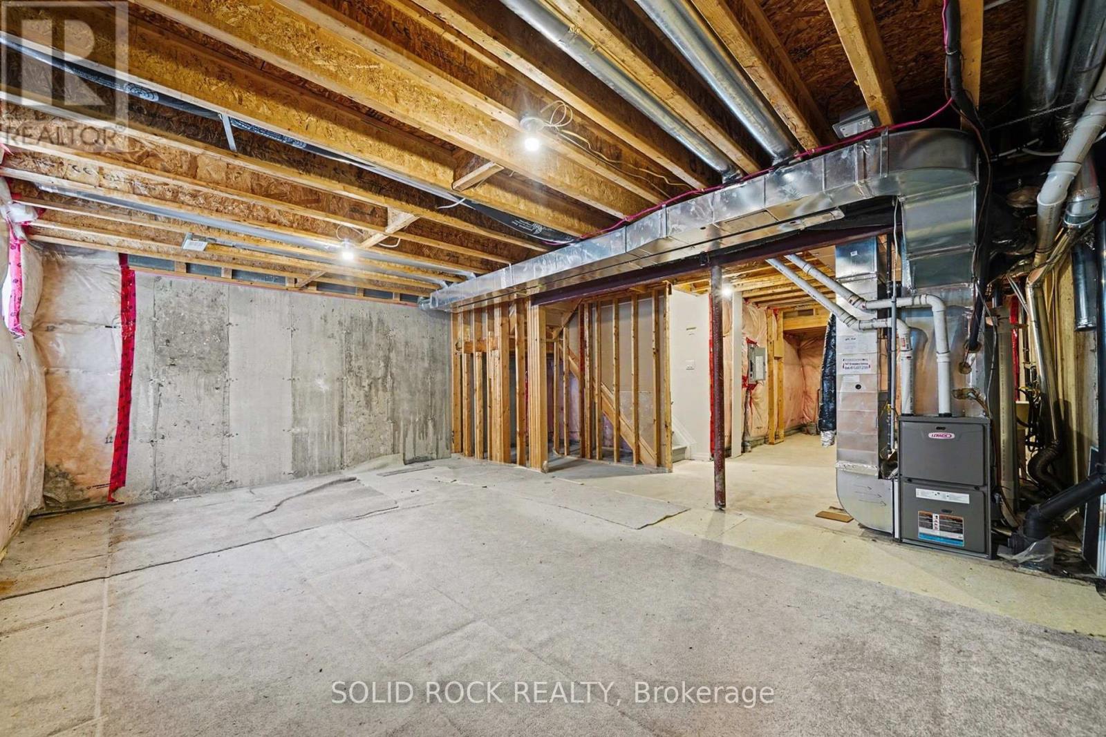 407 White Arctic Avenue