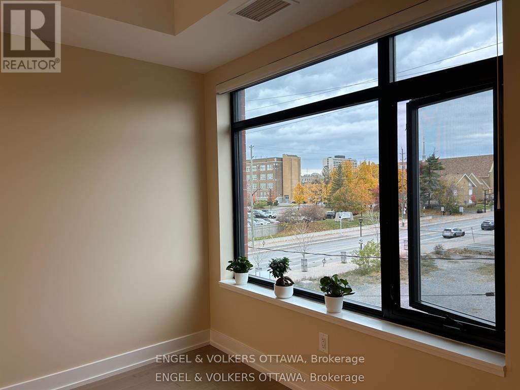 303 - 60 Springhurst Avenue