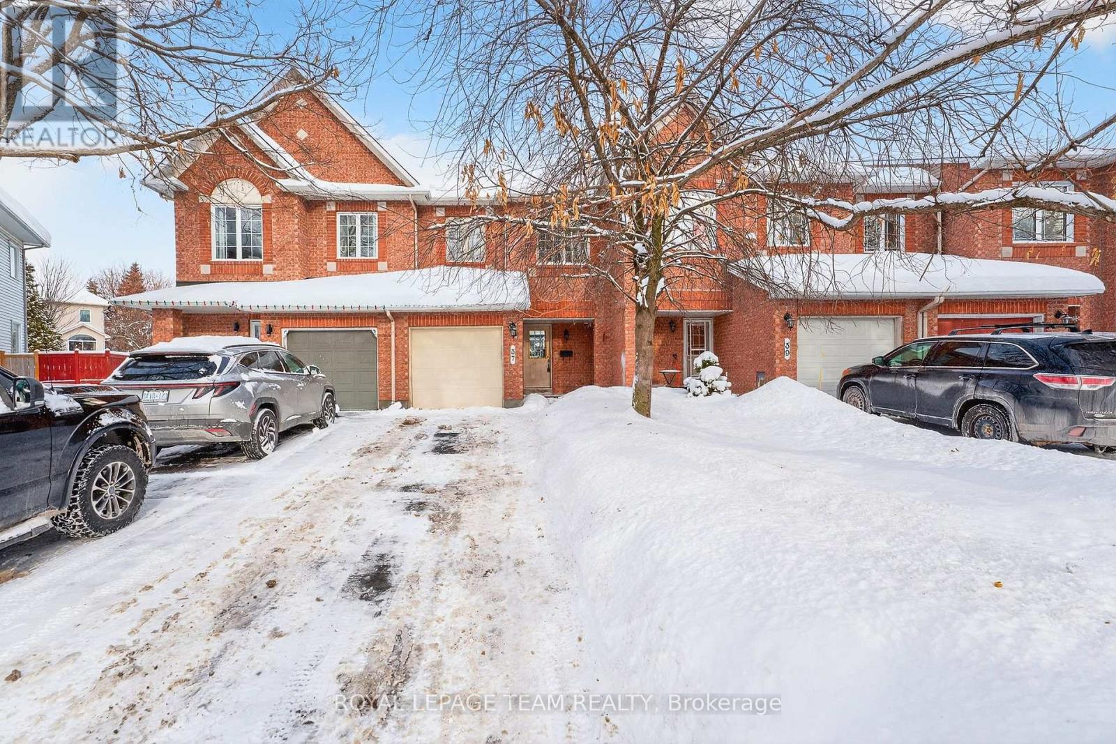 37 Flowertree Crescent