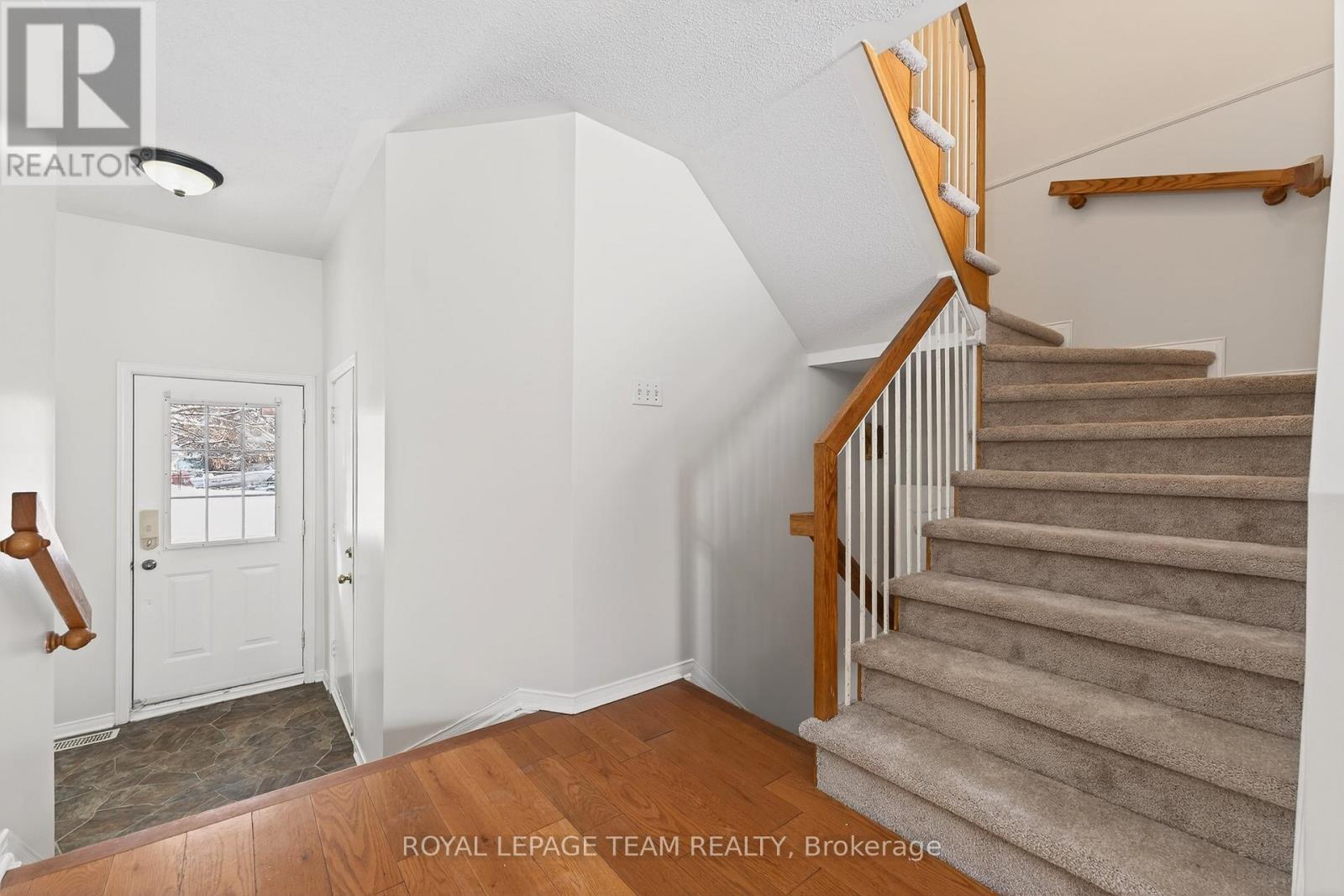 37 Flowertree Crescent