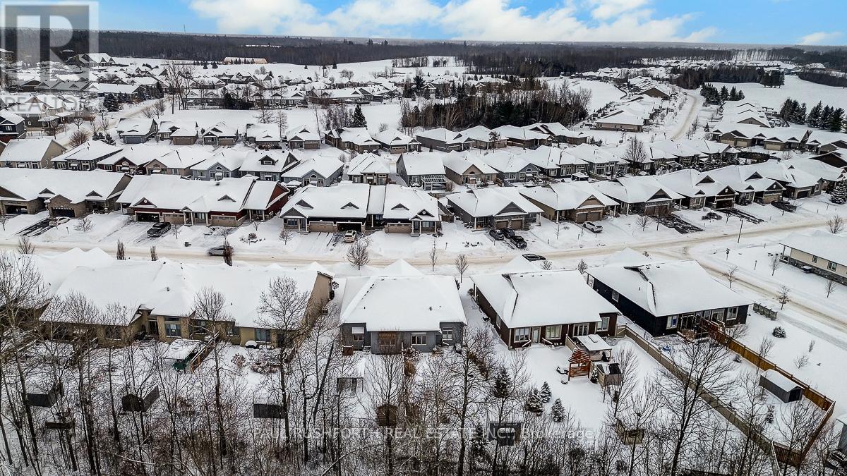 129 Tradewinds Crescent