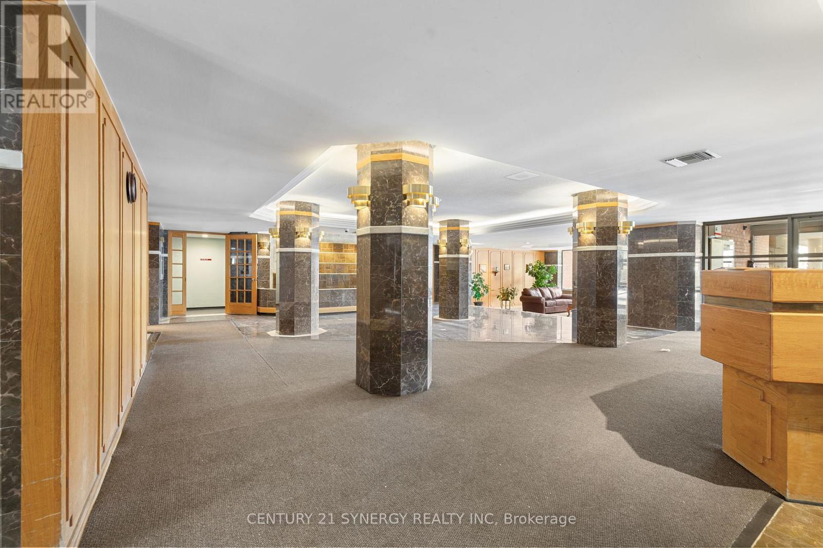 815 - 960 Teron Road