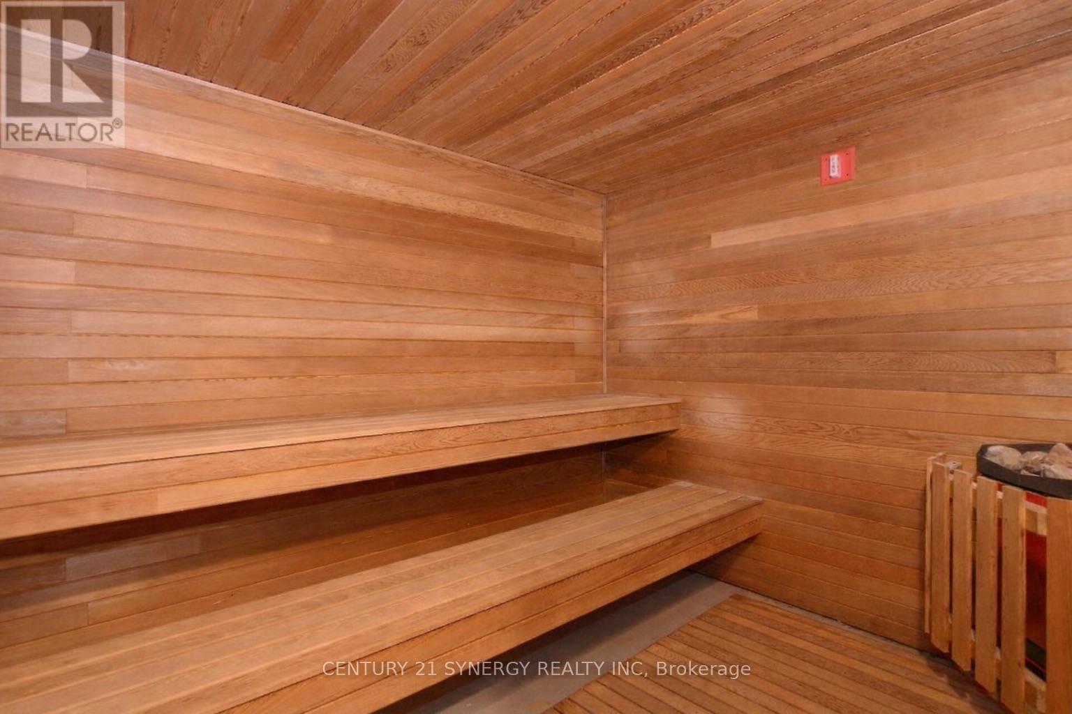 815 - 960 Teron Road