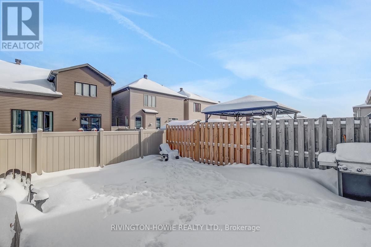 1158 Beckett Crescent