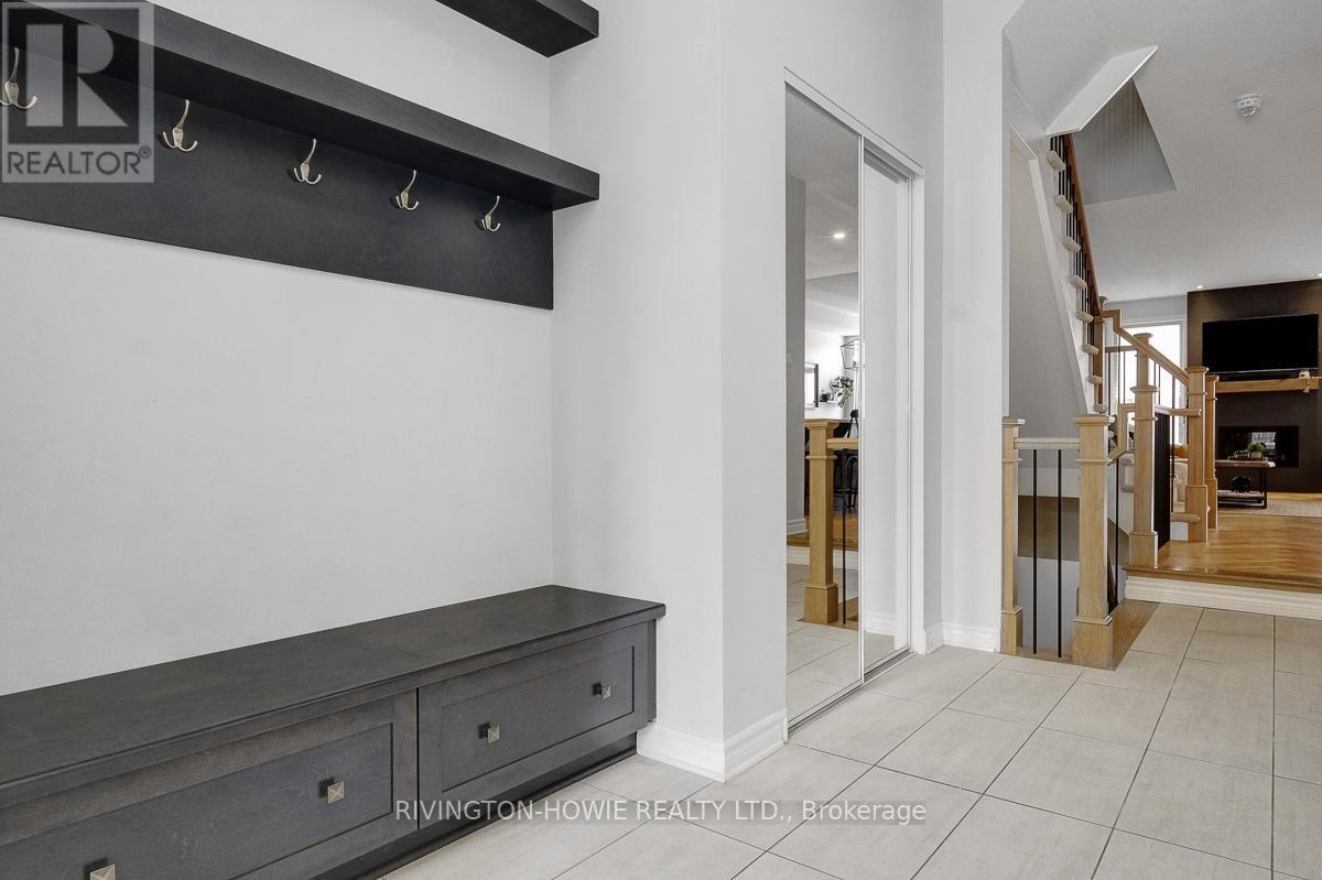 1158 Beckett Crescent