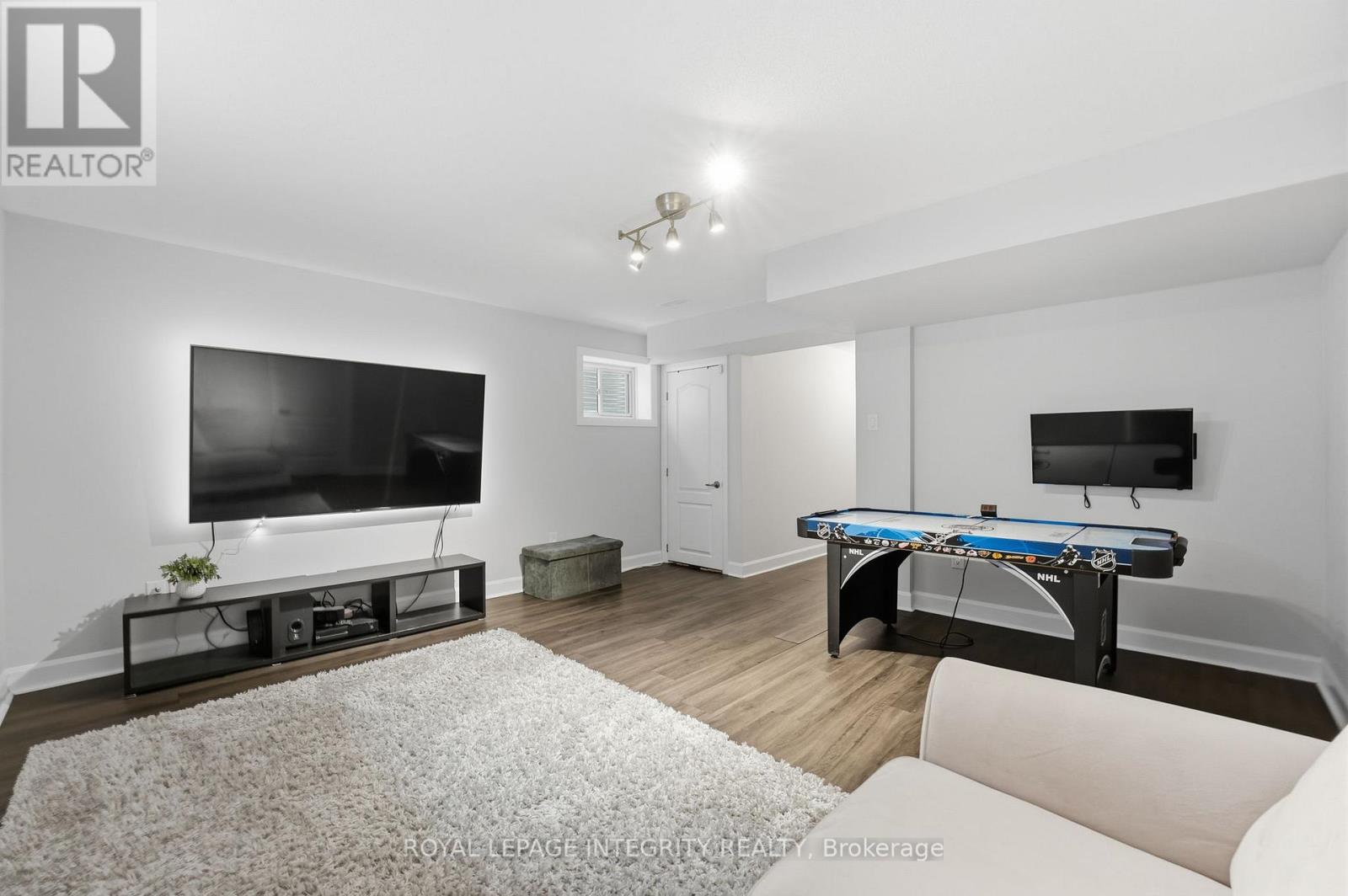 52 Hackamore Crescent