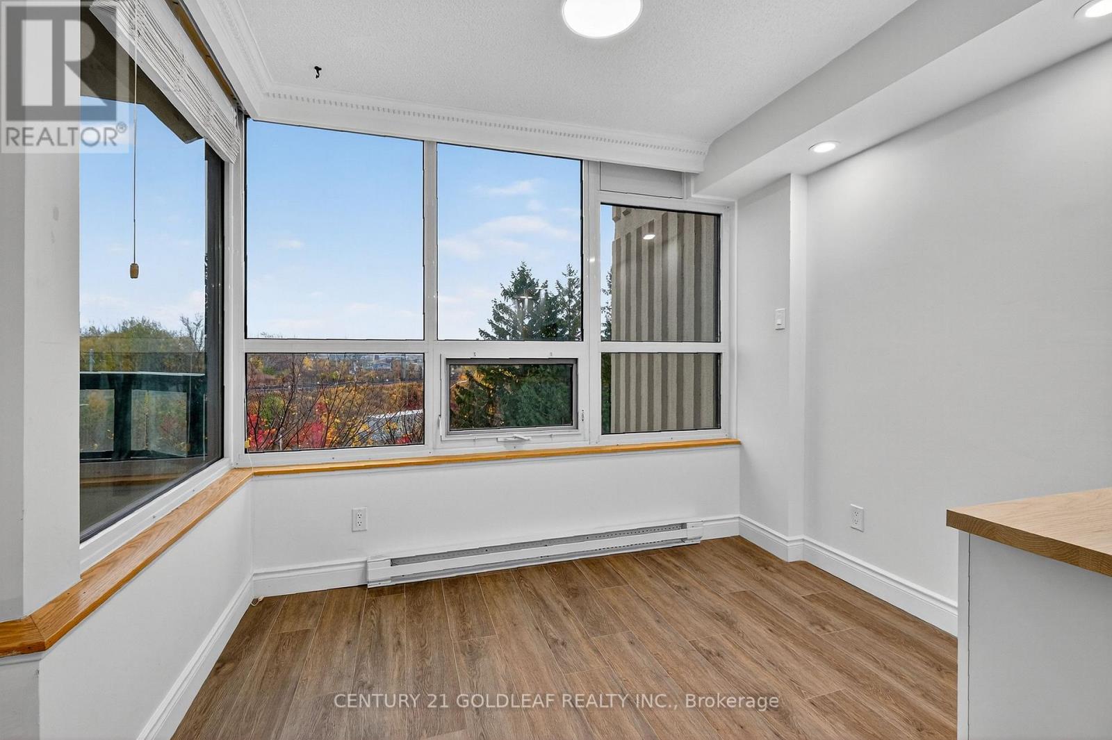 501 - 1500 Riverside Drive