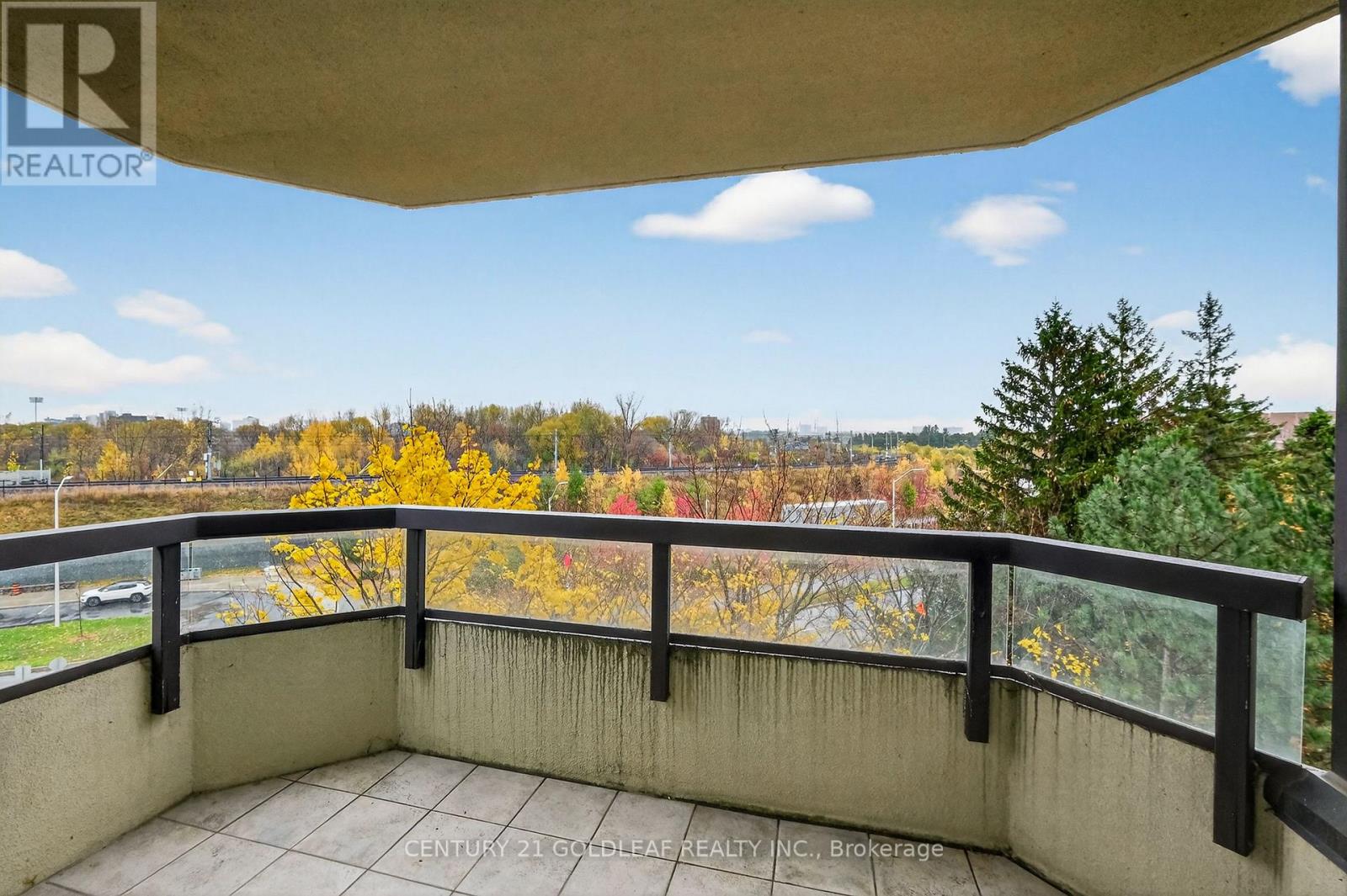 501 - 1500 Riverside Drive