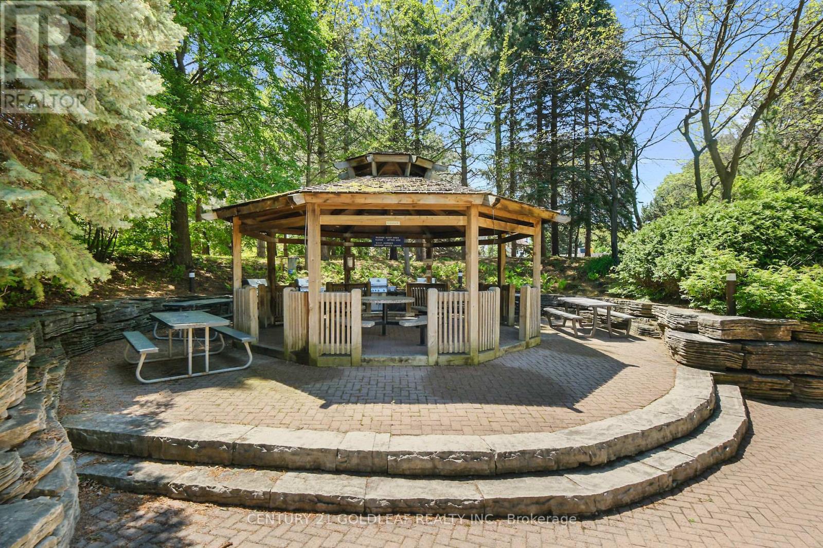 501 - 1500 Riverside Drive