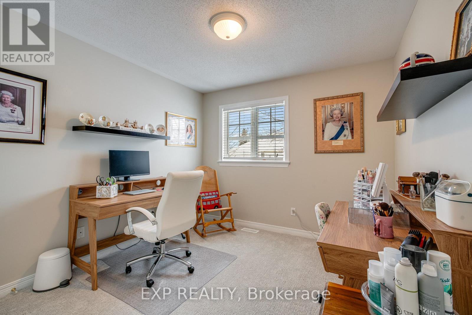 2032 Calico Crescent