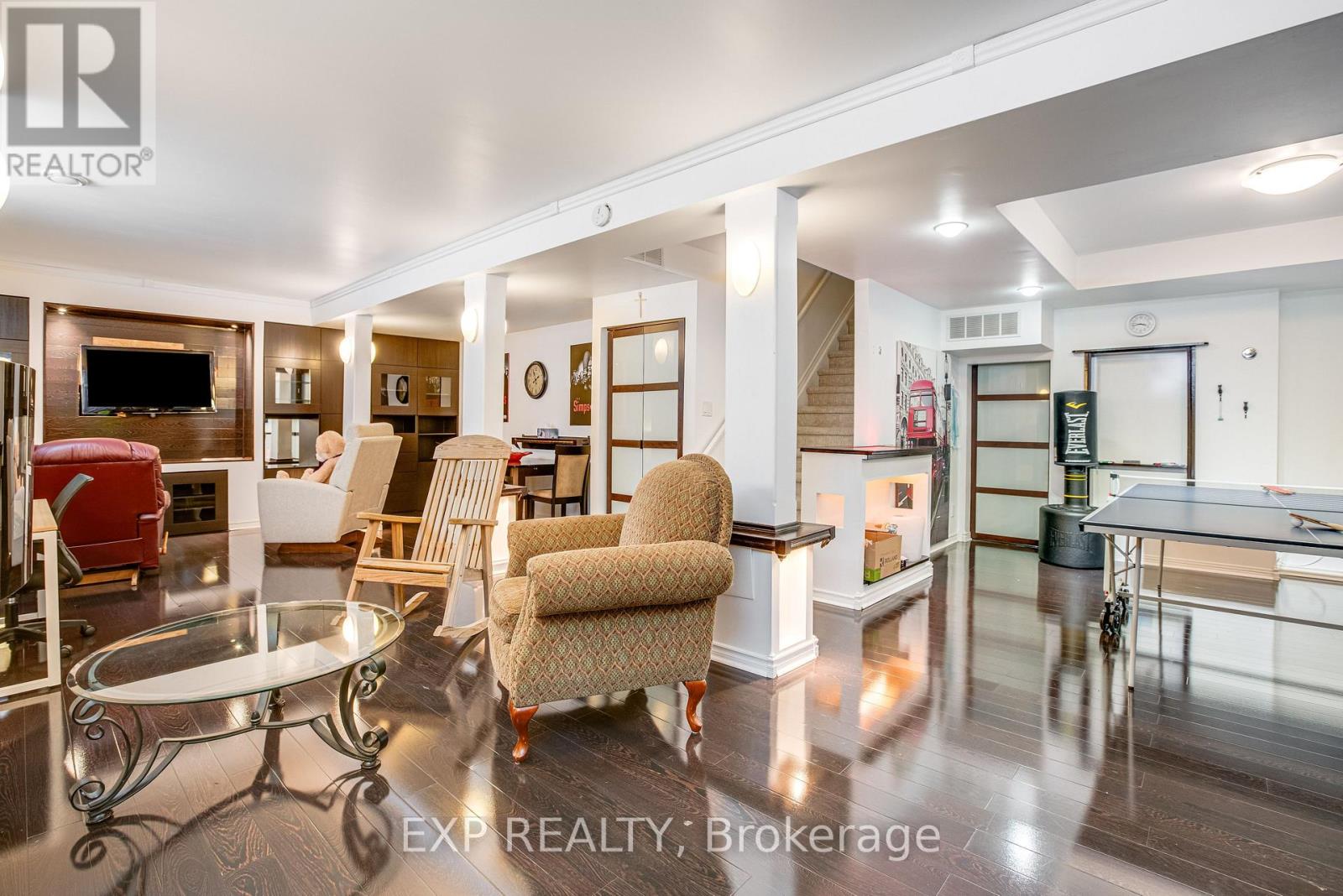 2032 Calico Crescent