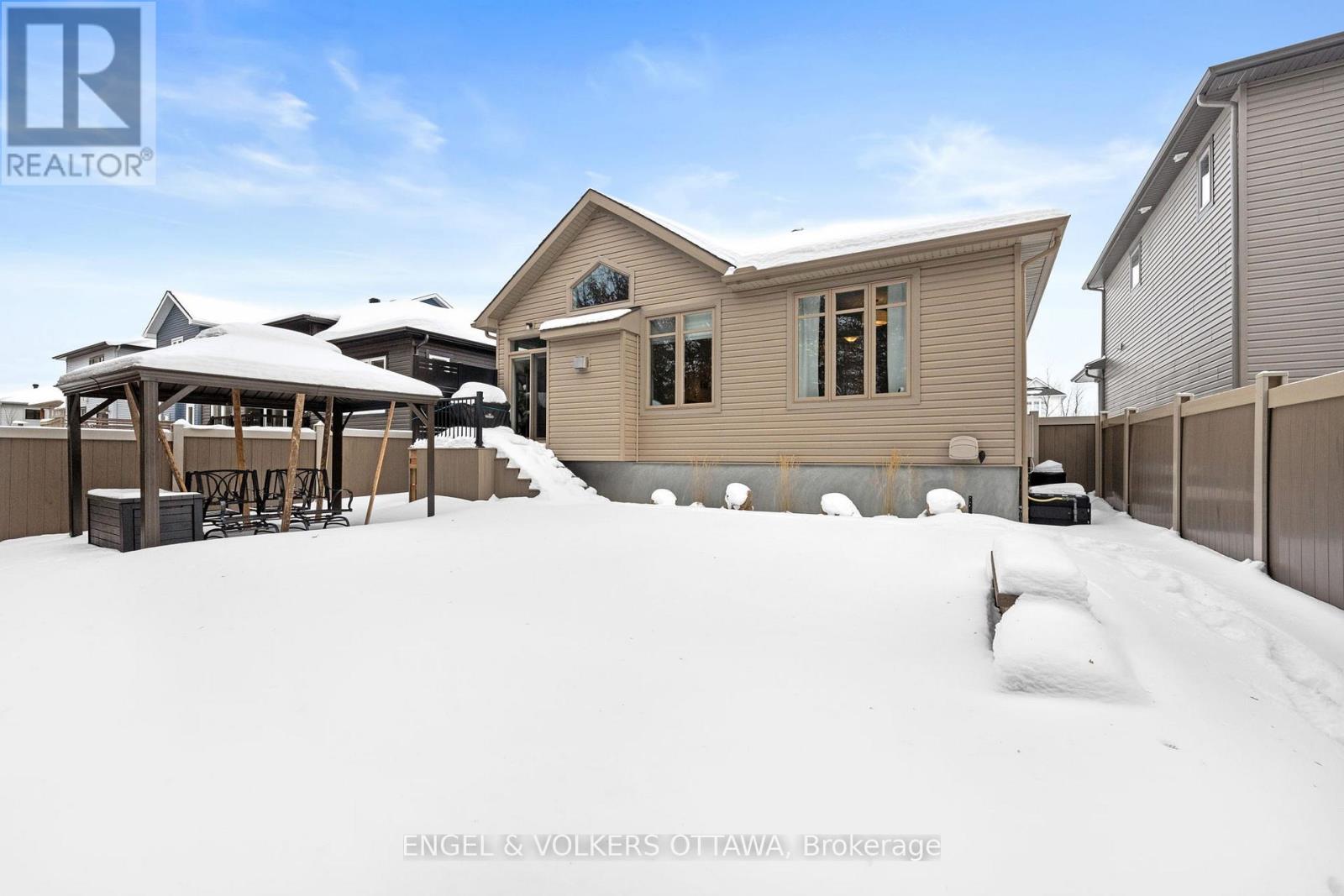 221 Blackhorse Drive