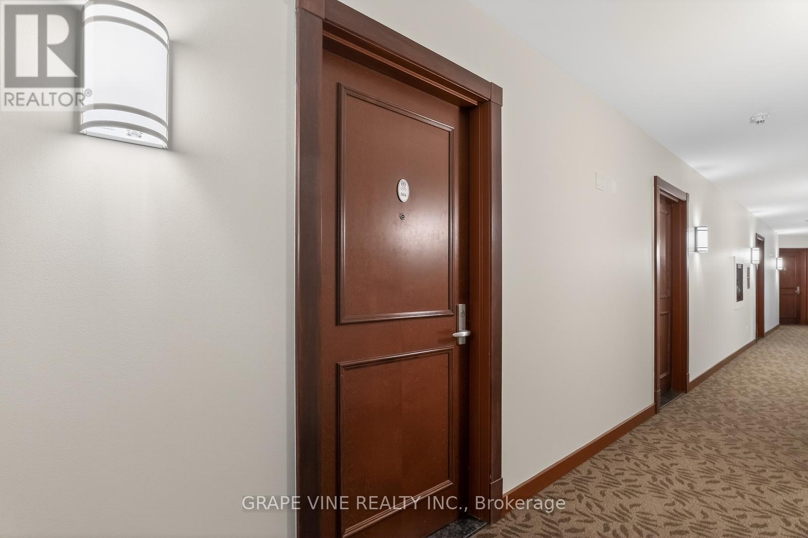 304 - 234 Rideau Street