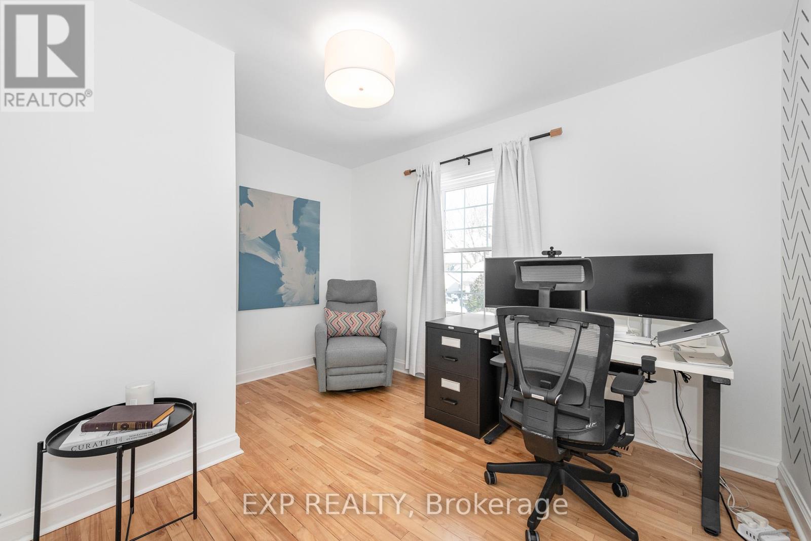 524 Wolffdale Crescent