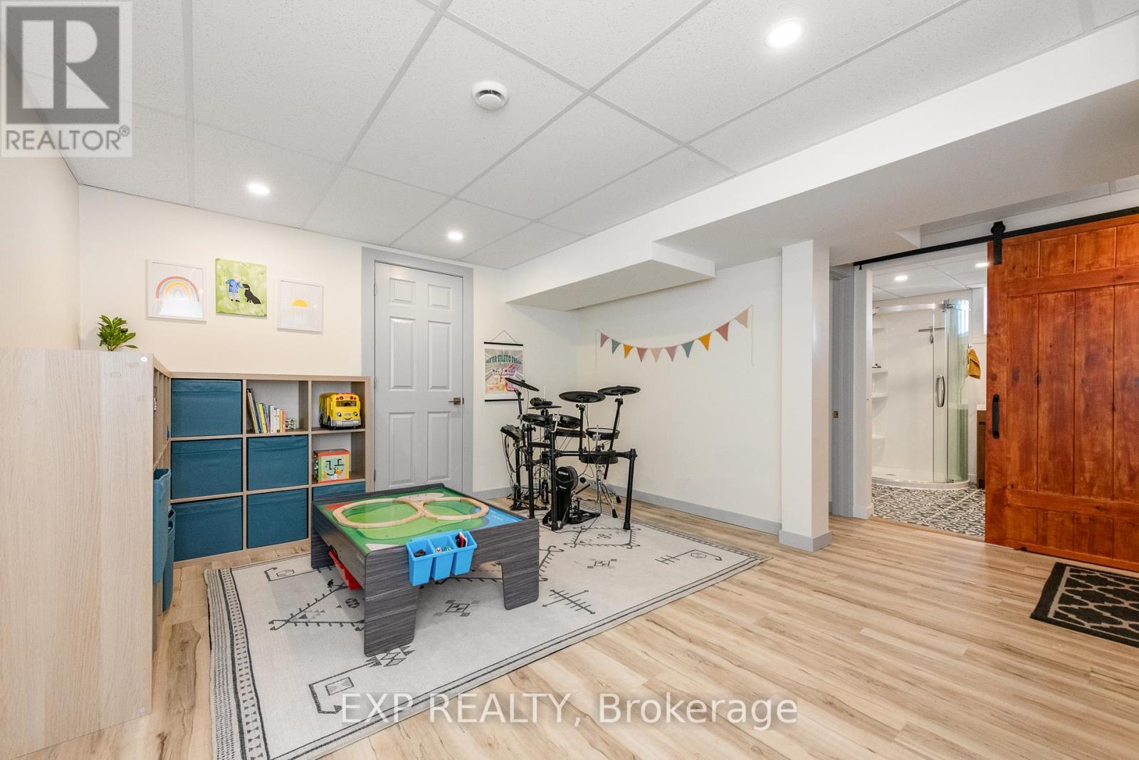 524 Wolffdale Crescent