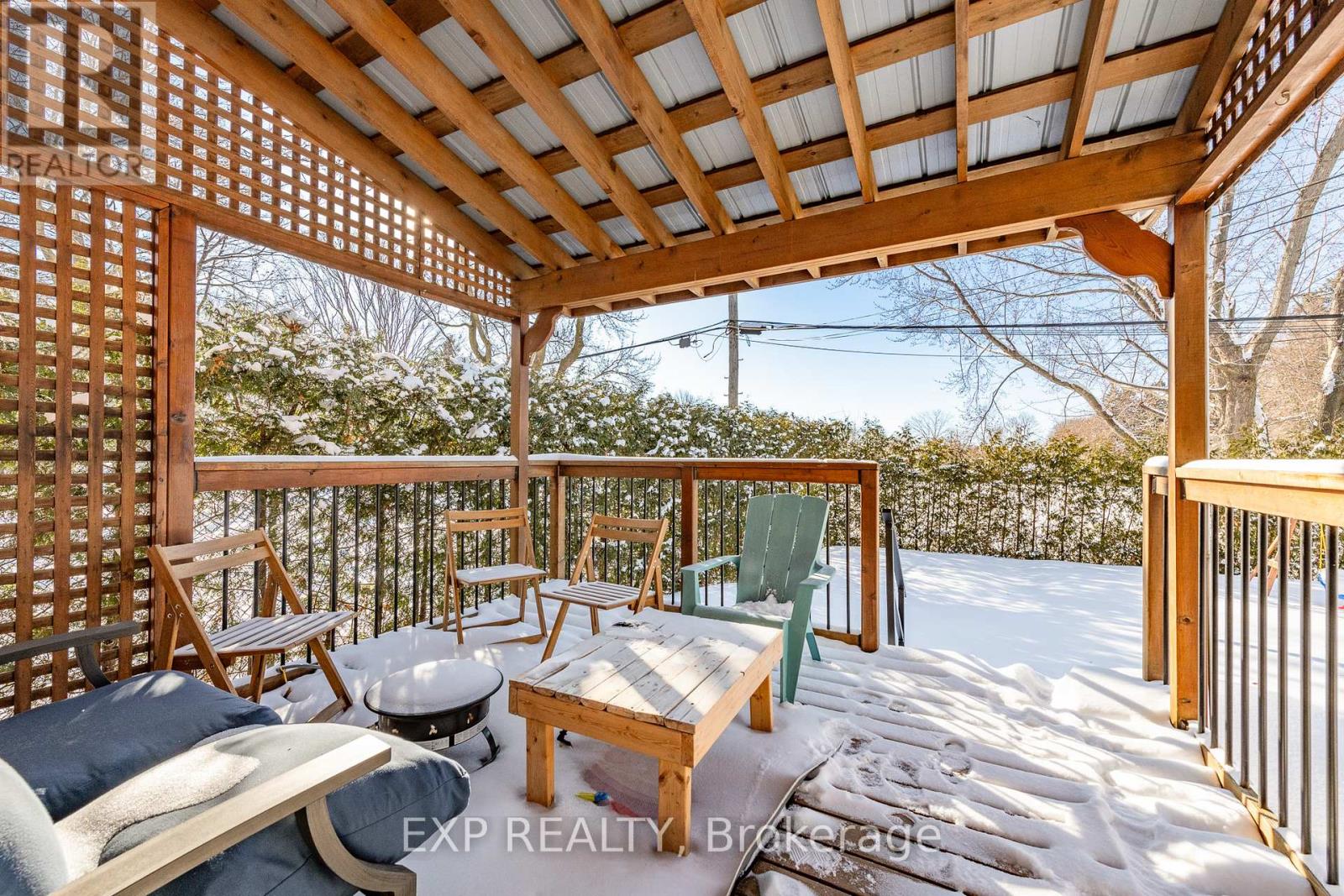 524 Wolffdale Crescent