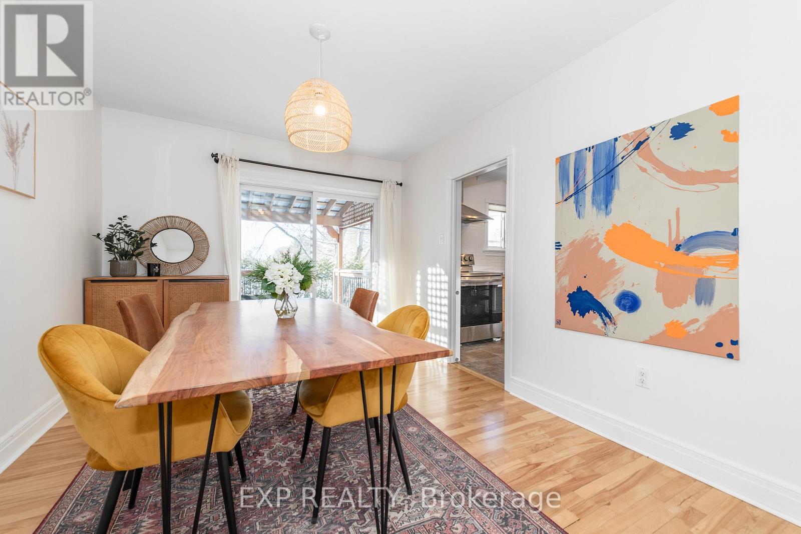 524 Wolffdale Crescent