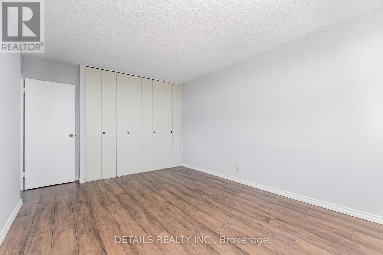 906 - 1285 Cahill Drive