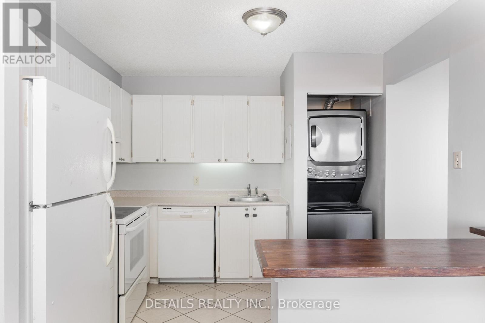 906 - 1285 Cahill Drive