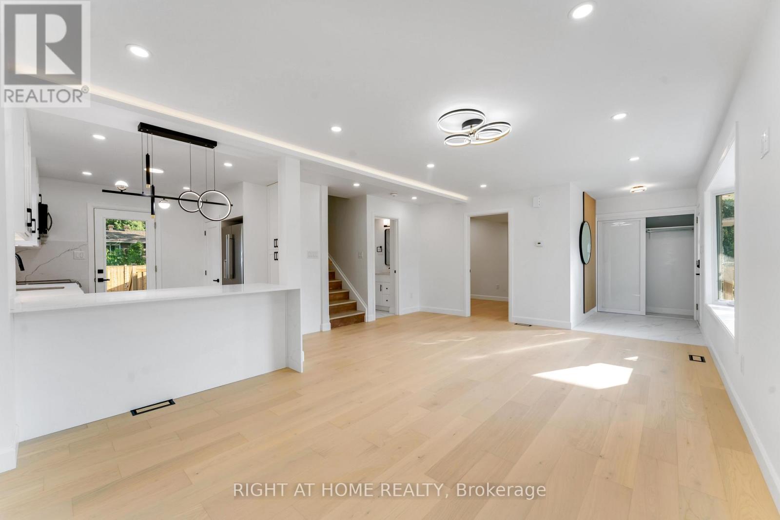 2700 Priscilla Street