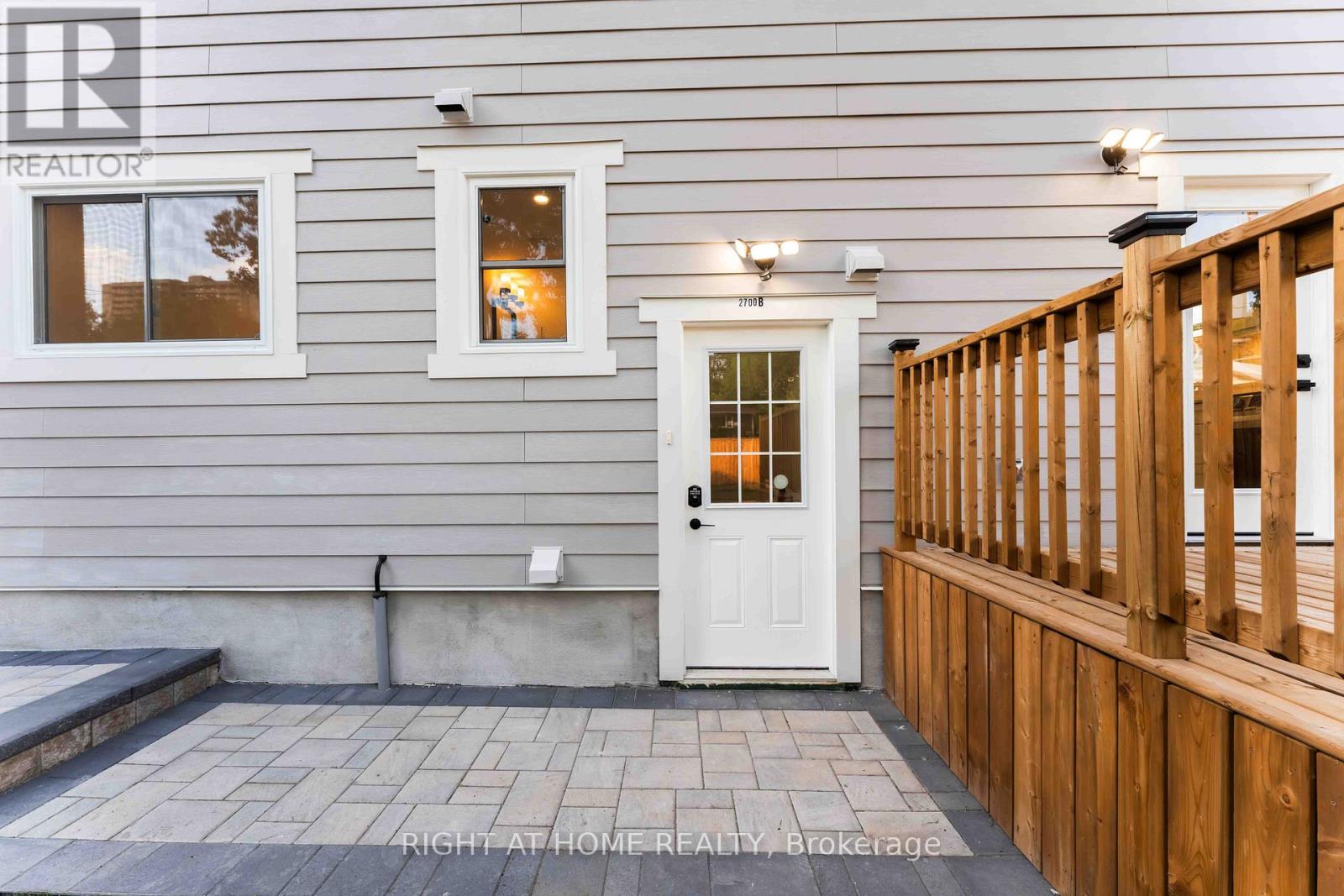 2700 Priscilla Street