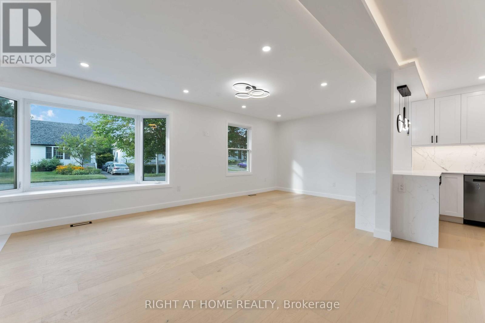 2700 Priscilla Street