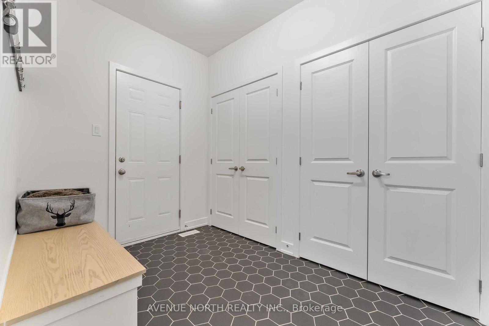 3369 Findlay Creek Drive