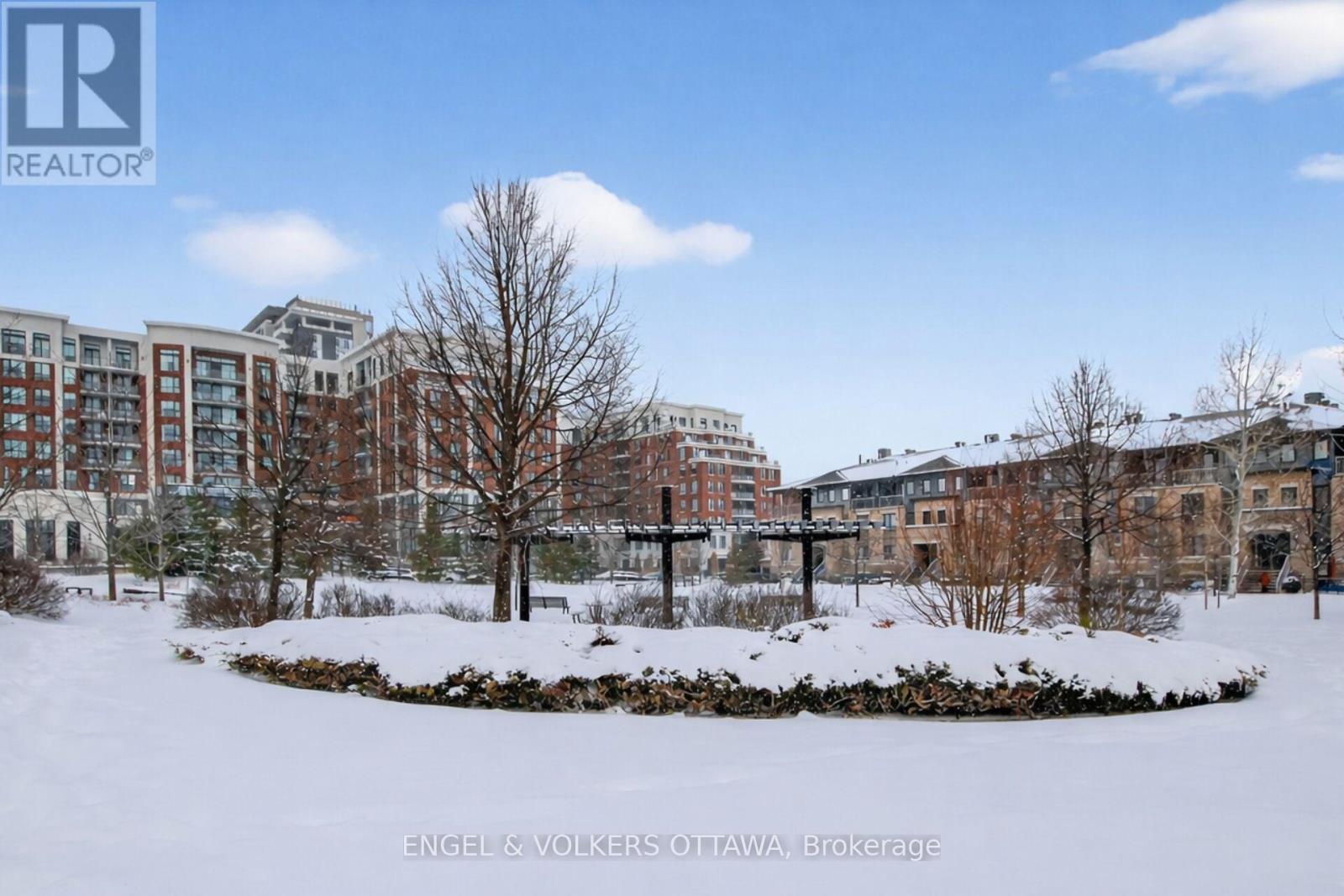 401 - 399 Bayrose Drive W