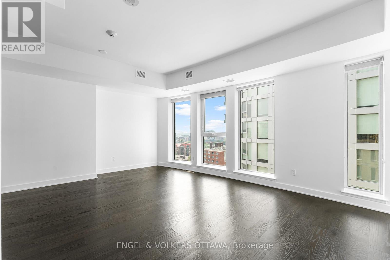 1104 - 40 Nepean Street