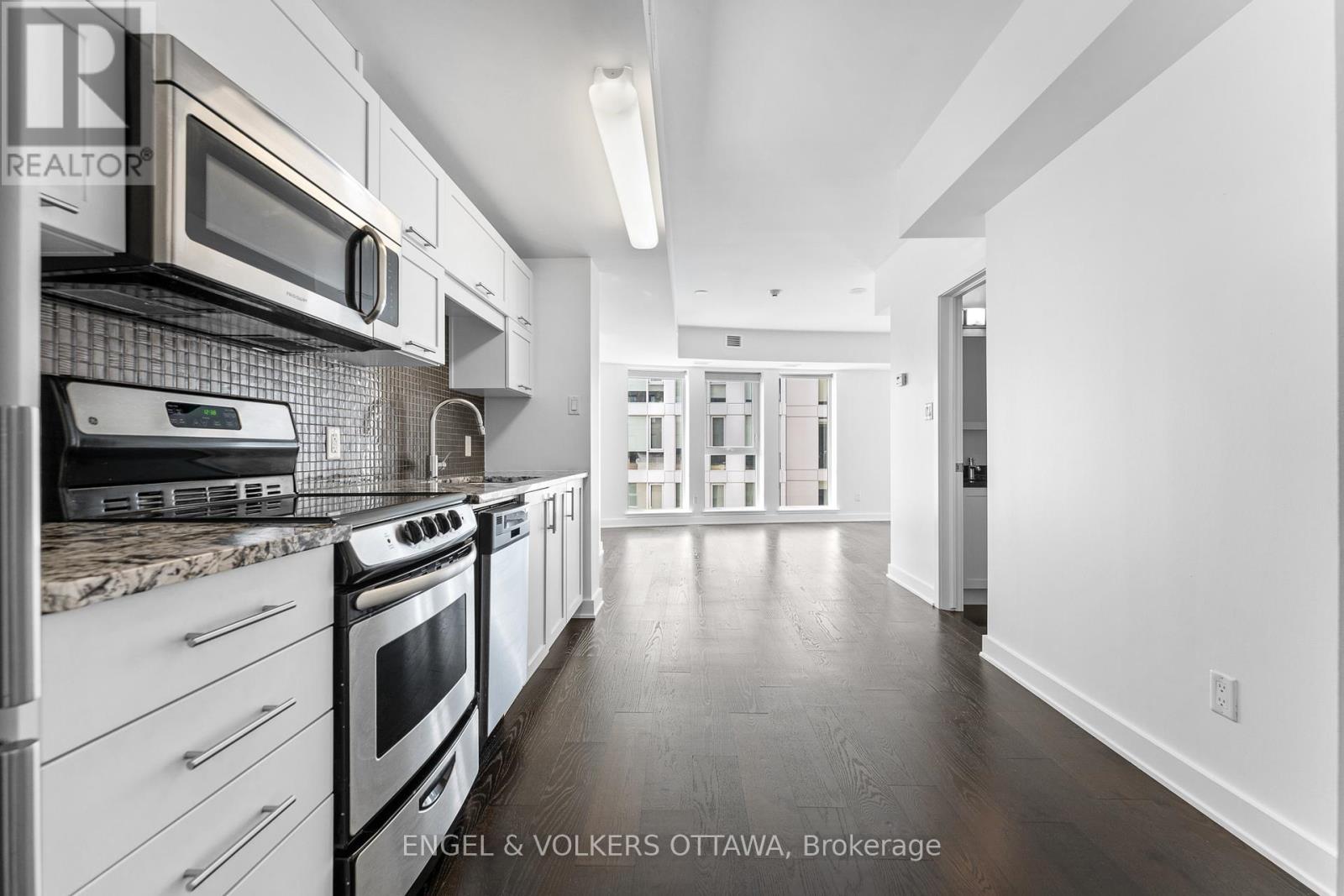 1104 - 40 Nepean Street