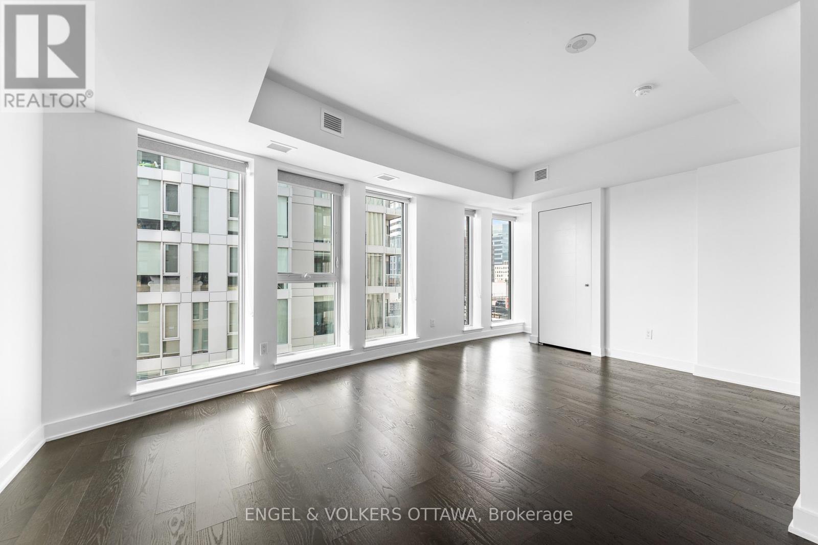 1104 - 40 Nepean Street