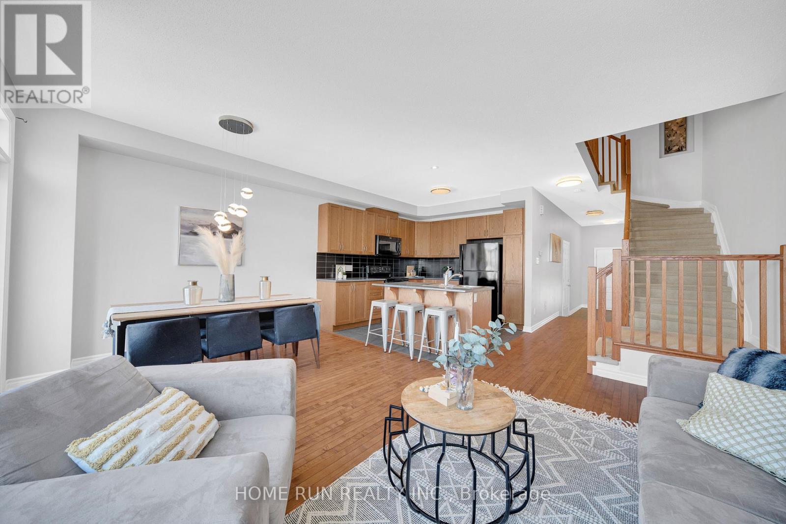 273 Via San Marino Street