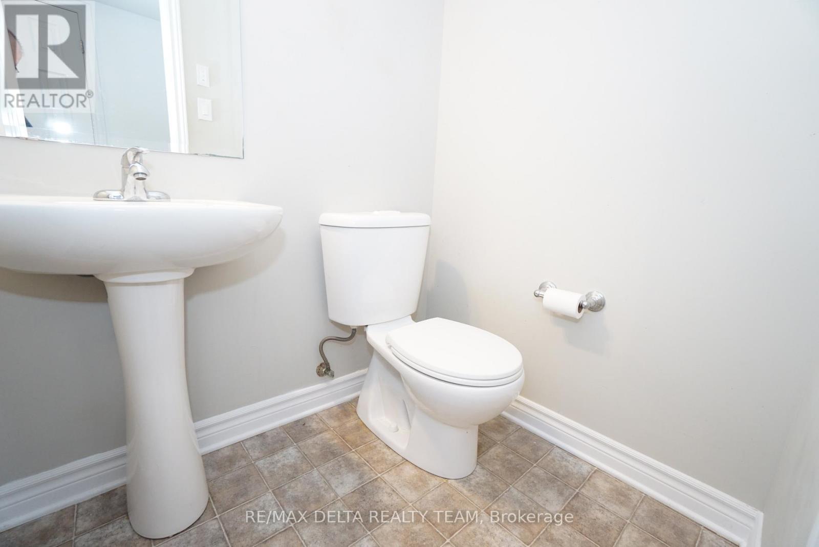 1 - 175 Bluestone Private