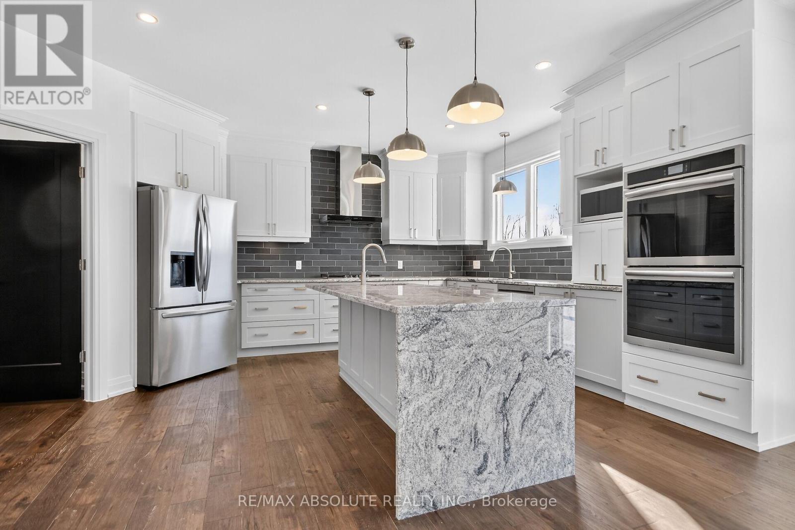 989 William Mooney Road