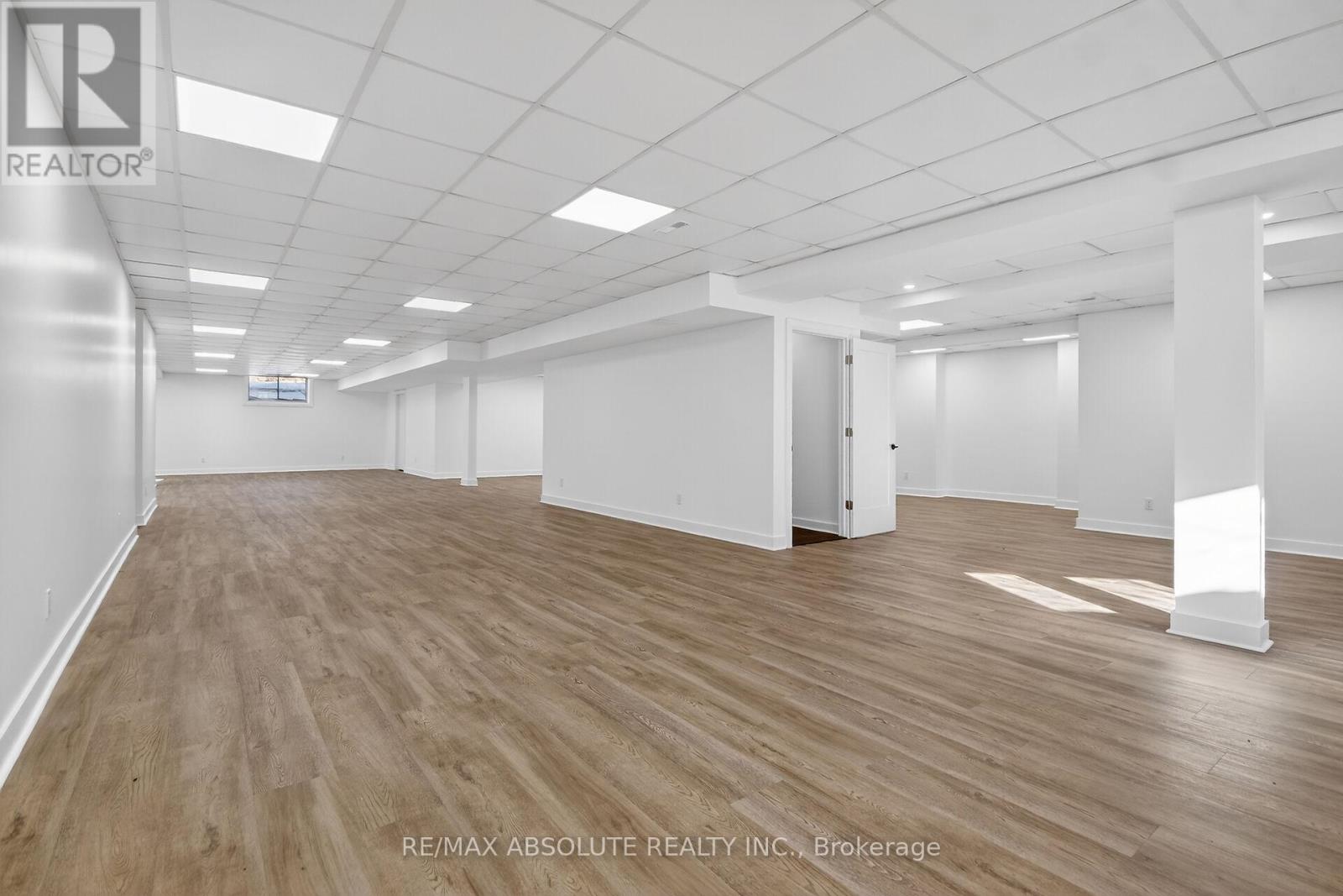 989 William Mooney Road