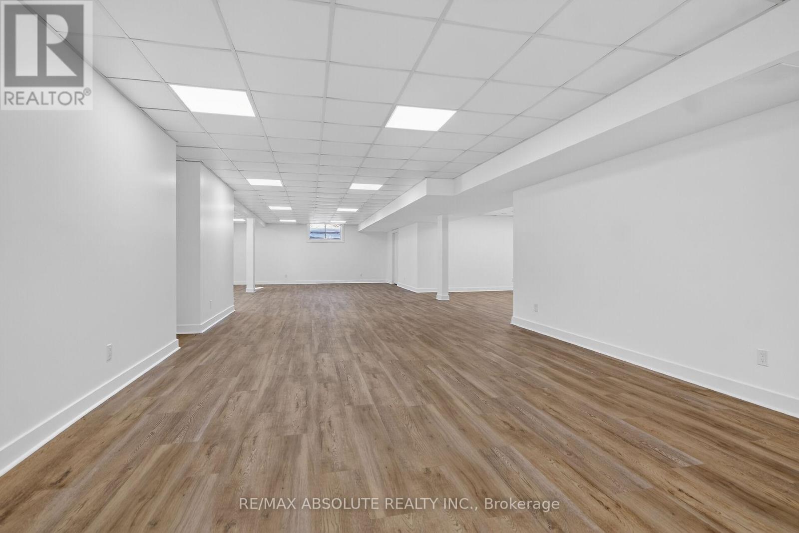 989 William Mooney Road