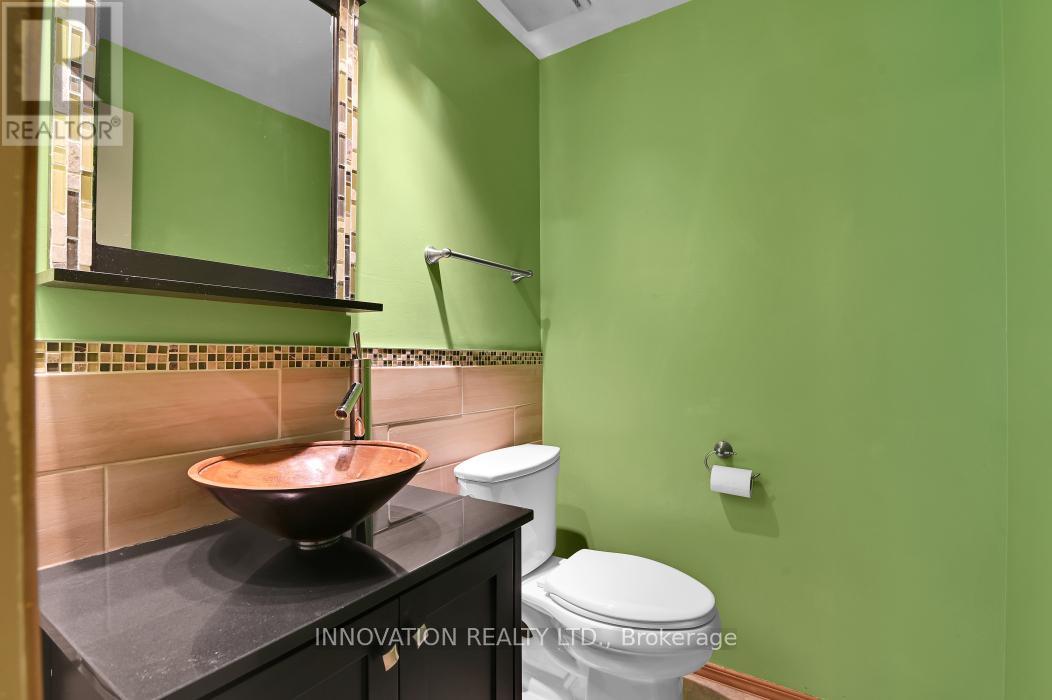 152 Burnetts Grove Circle