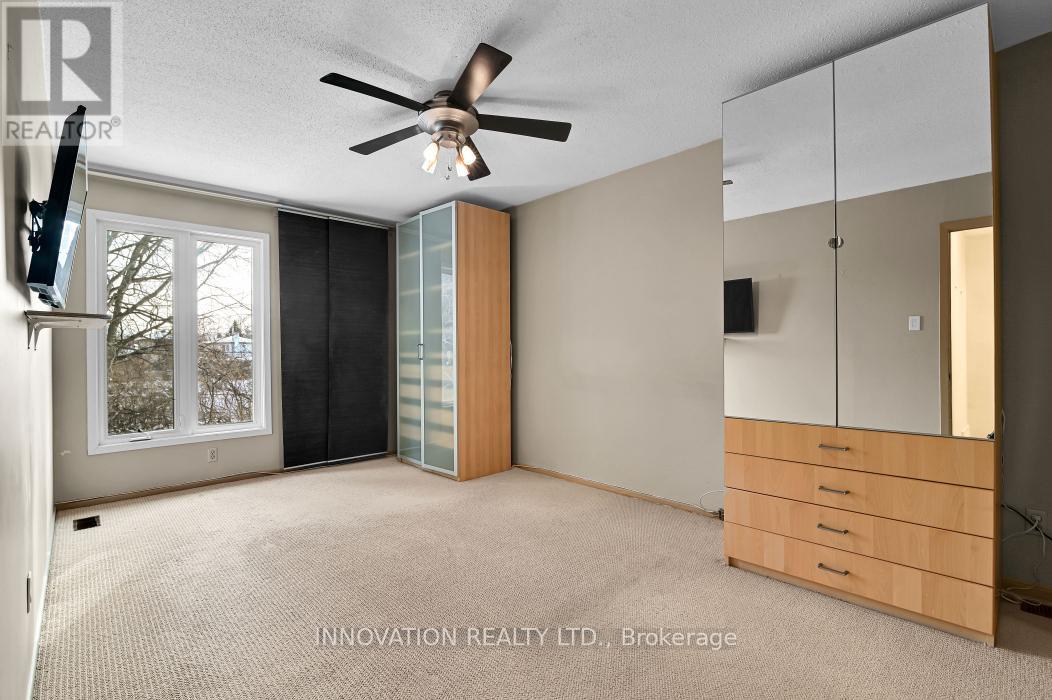 152 Burnetts Grove Circle