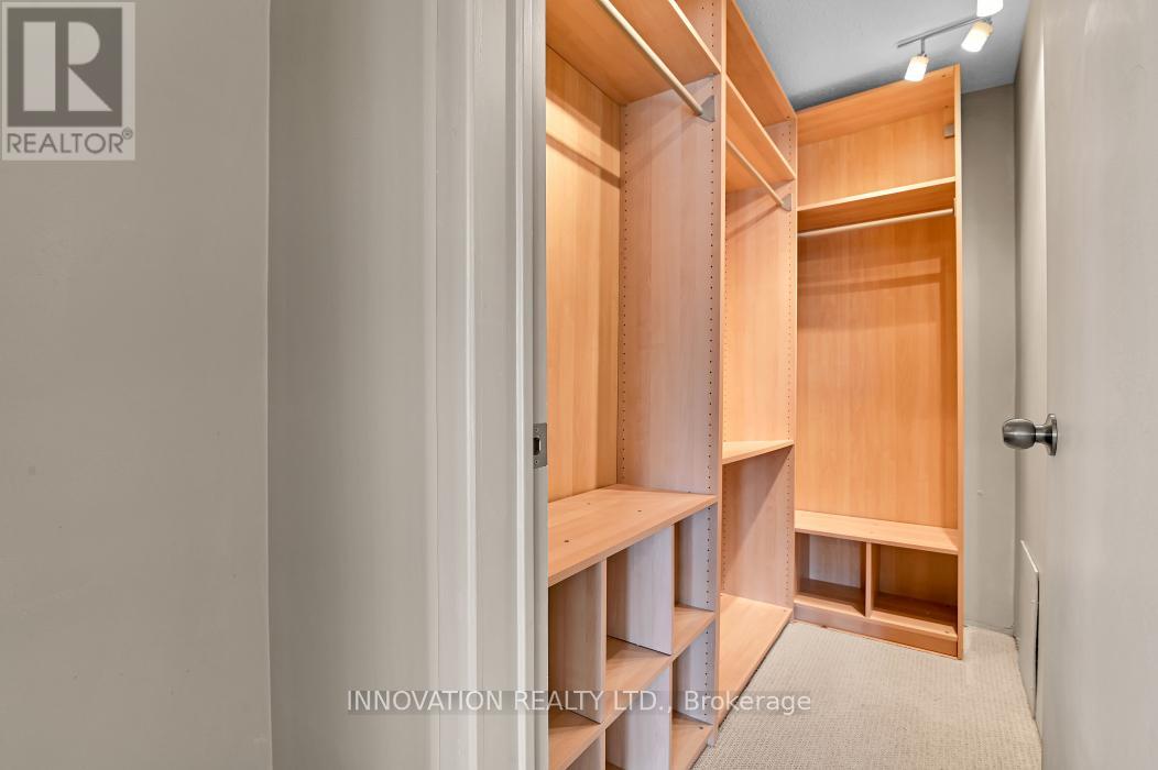 152 Burnetts Grove Circle