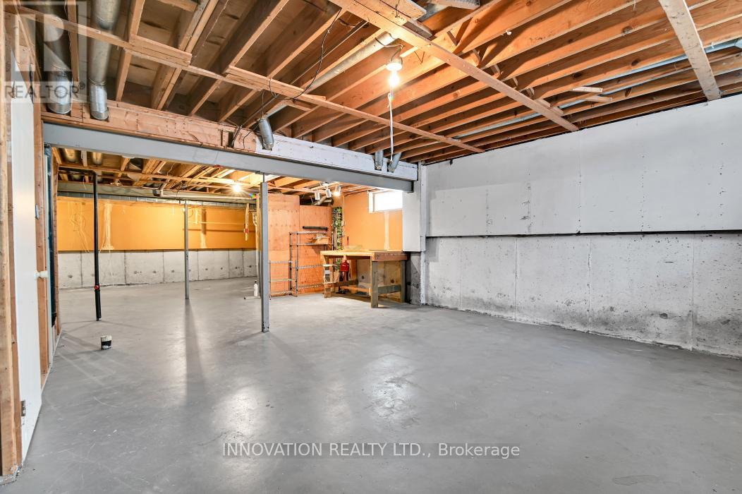 152 Burnetts Grove Circle