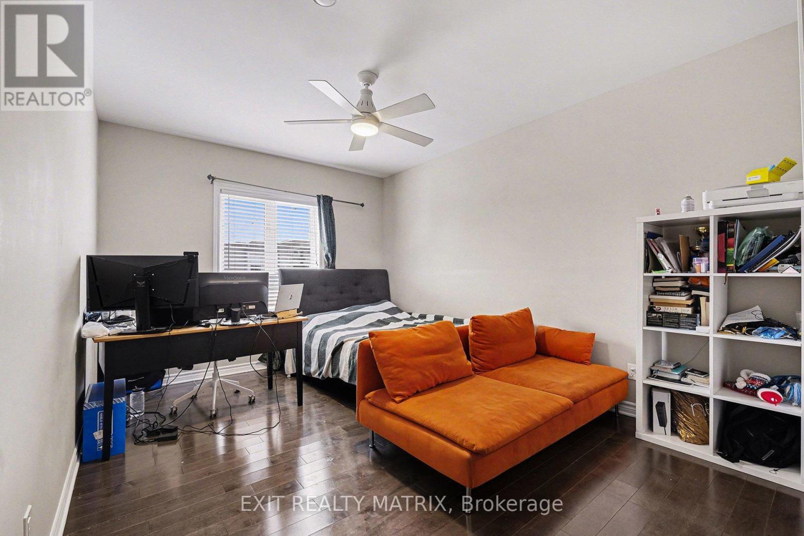 305 - 300 Solstice Crescent