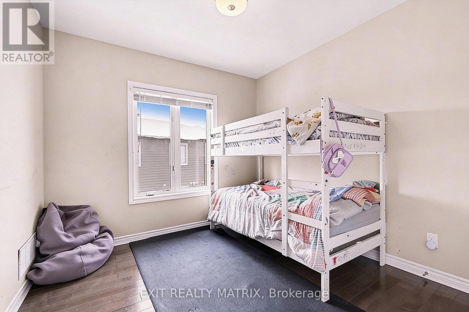 305 - 300 Solstice Crescent